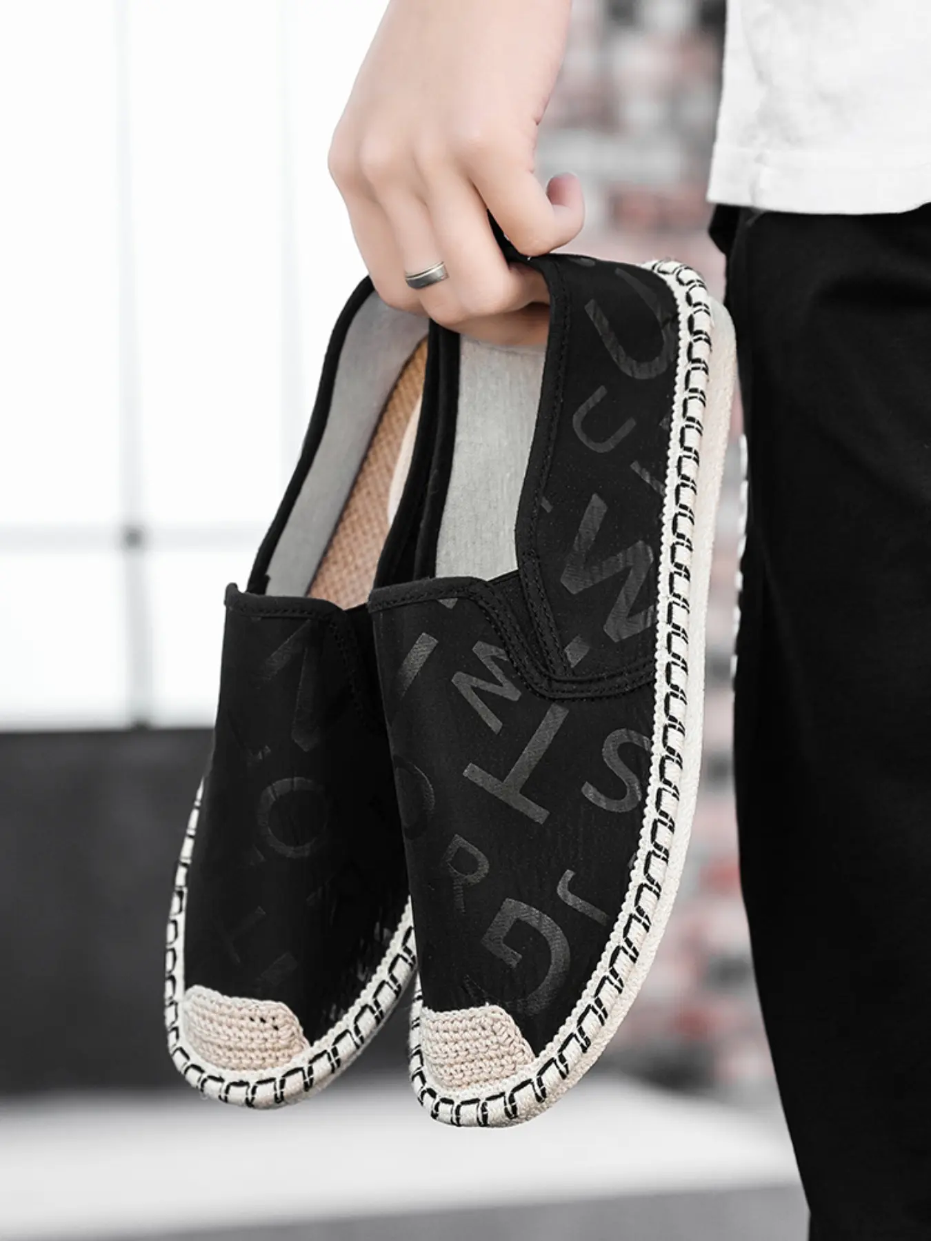 Men's Retro Cartoon Graffiti Casual Walking Shoes, Soft Sole Non-Slip All-Match Daily Loafers