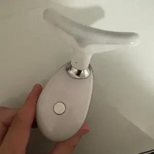 Product Review of Neck Massager, Facial and Neck Massage Tool, Suitable for Facial, Neck, and Leg Massage, for Women and Men, Facial Beauty Instrument from s**🫀