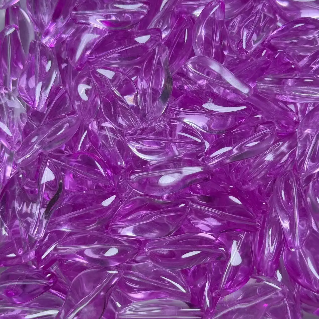 【A217】Purple Transparent Leaf Vertical Hole Glass Beads 50ml