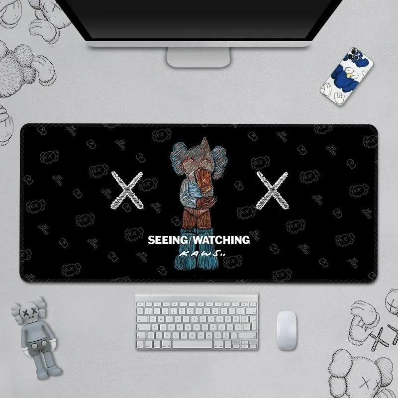 Hypebeast XXL Desk Mat – Streetwear Inspired Mouse Pad, Cartoon Character Design, Large Gaming & Office Setup