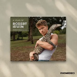 A Year Of Robert Irwin Calendar 2026 - Wildlife Conservation, Animal, Nature & Zoo Lover |  Home Decor, Office Decor - New Year Fan Gift, Unique Gift