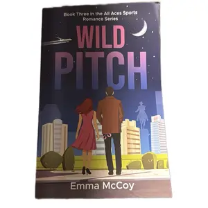 Wild Pitch -Emma McCoy Paperback