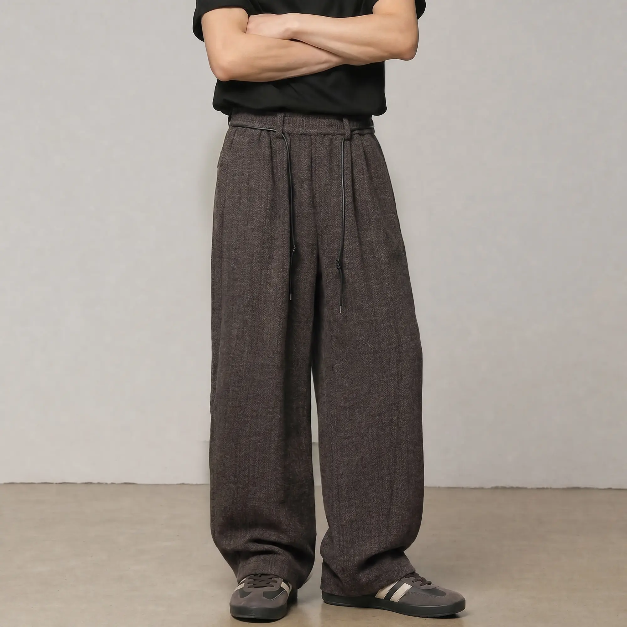 Men's Stylish Dark Brown Herringbone Trousers, Elegant Wide-Leg Cut and Regular Fit for Smart Casual Menswear with an Adjustable Drawstring, Clothes, Mid Waist, Baggy, Elastic, Pocket
