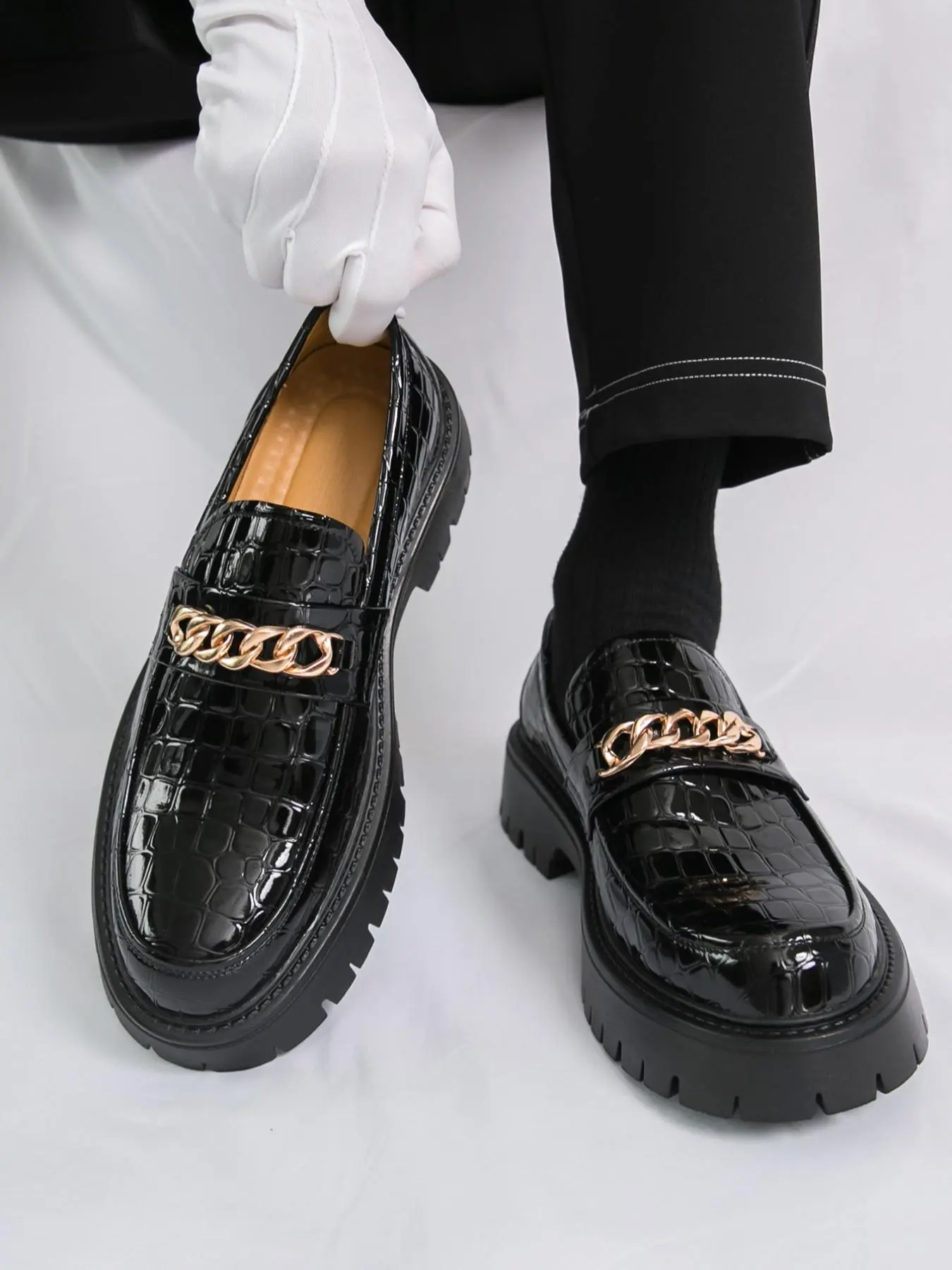 Men's Thick Sole Casual Loafers with Metallic Chain Decoration, Stylish Dress Shoes for Formal and Leisure Occasions