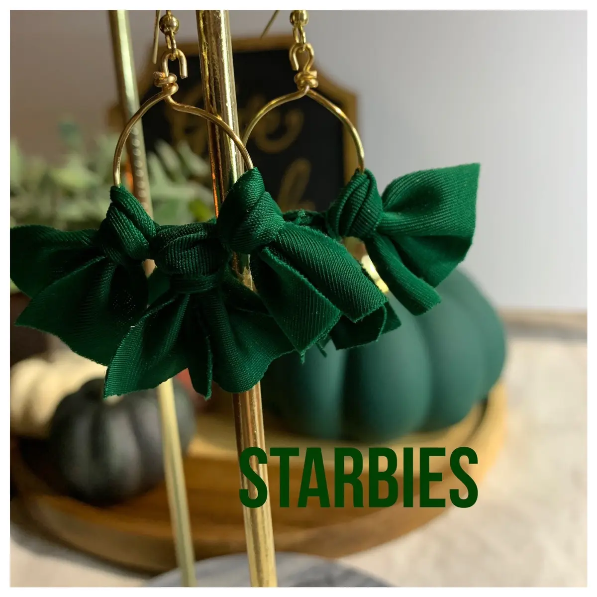 Emerald green earrings