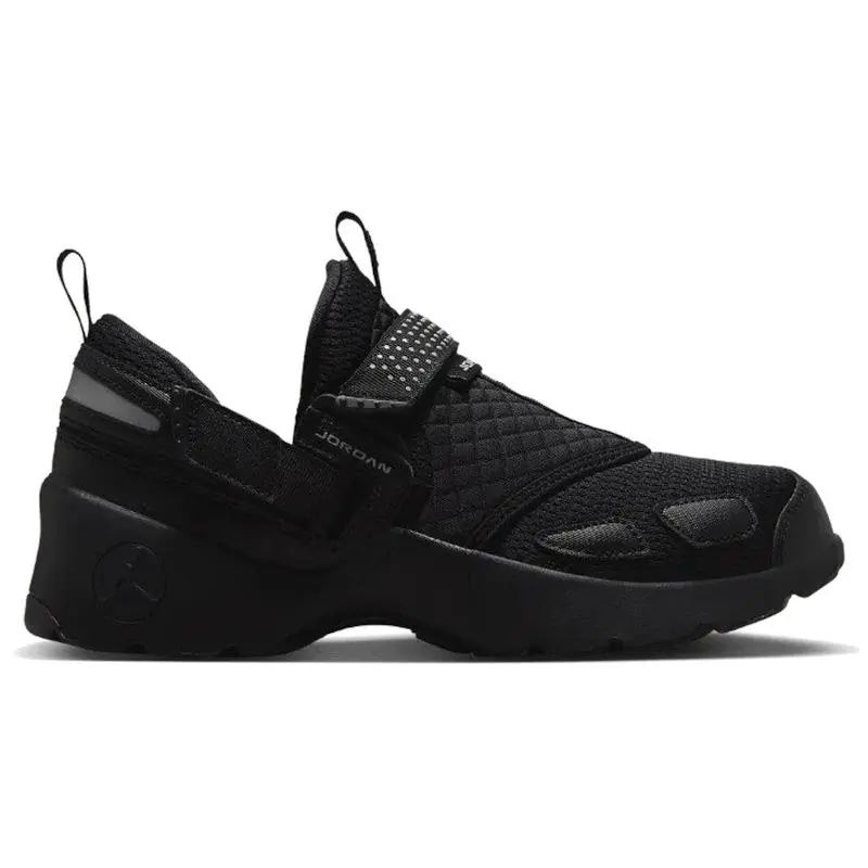 Jordan Trunner LX Triple Black (Women's) (women) by StockX