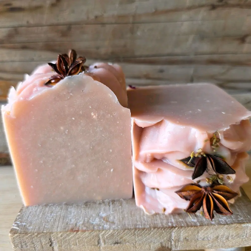 Rosemary Peppermint Aloe Vera Soap 5 OZ  Refreshing Herbal Blend for Clean Smooth Skin  Perfect for Morning Showers or Post-Workout Refreshment.
