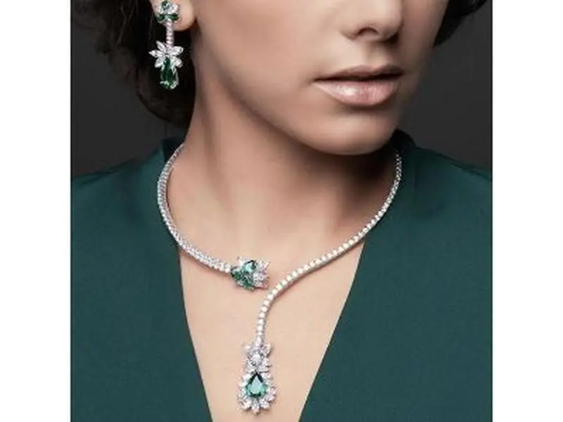 Emerald Green Crystal Rhinestone Cuff Collar Necklace Zirconia Water Drop Rhinestone Open Choker Necklace for Women