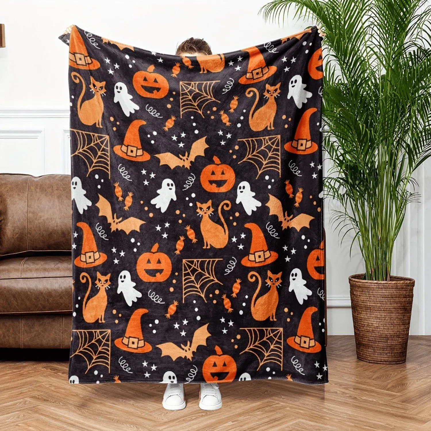1pc Halloween Gift Blanket, Pumpkin Spider Web Cat Flannel Blanket, Halloween Funny Soft Blanket, Halloween Home Decoration Blanket, Sofa Blanket, Throw Blanket