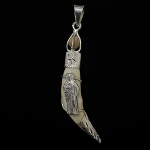 925 silver tooth pendant with stone