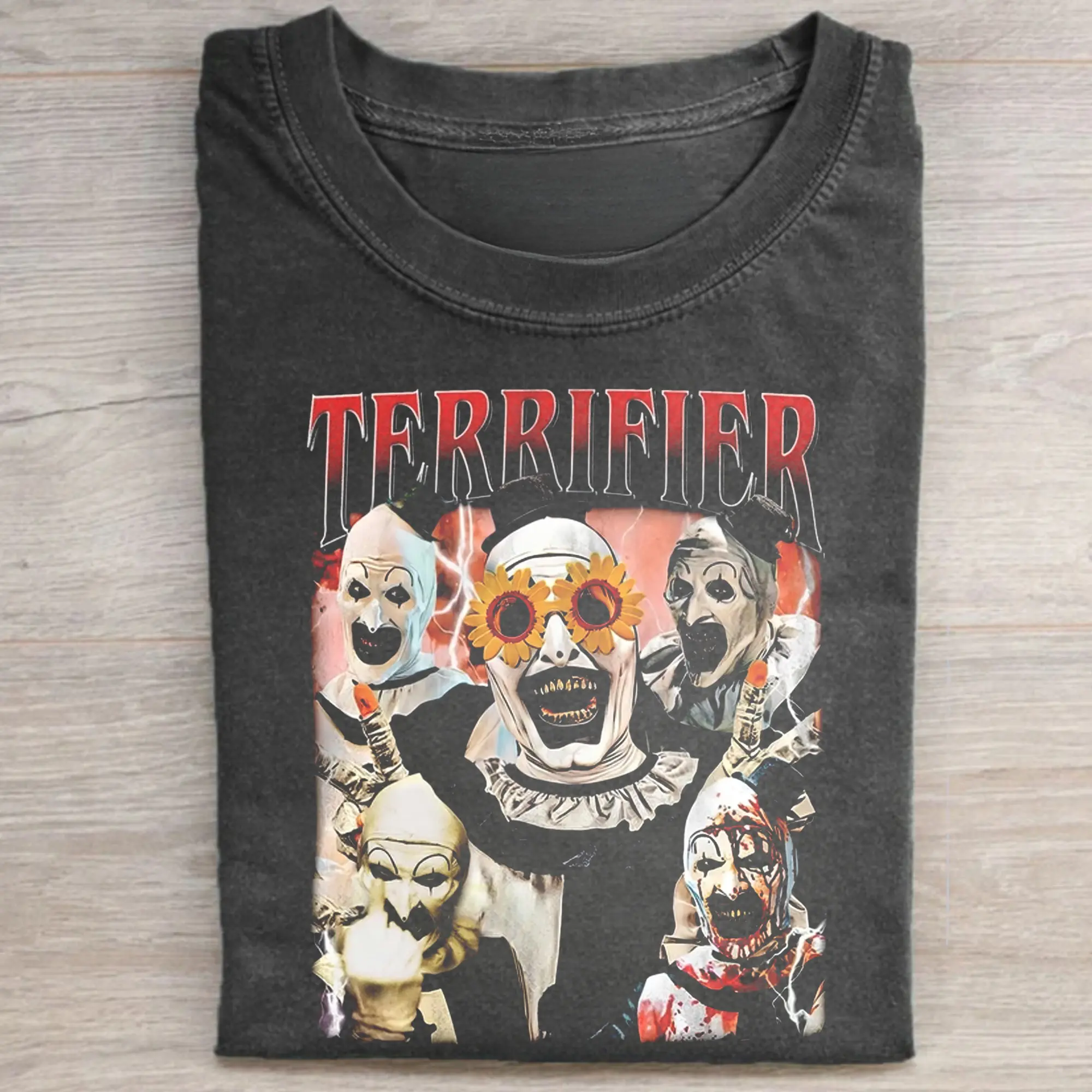 Vintage Art the Clown Graphic Tee - Terrifier Movie Shirt - Horror Characters Tee - Iconic Villains From Horror Films - Spooky Season - Trick or Treat - Fall Season - All Seasons Tshirt Top