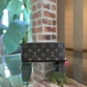 Pre-owned Louis Vuitton canvas Small Leather Goods Clemence Fuchsia Monogram Wallet