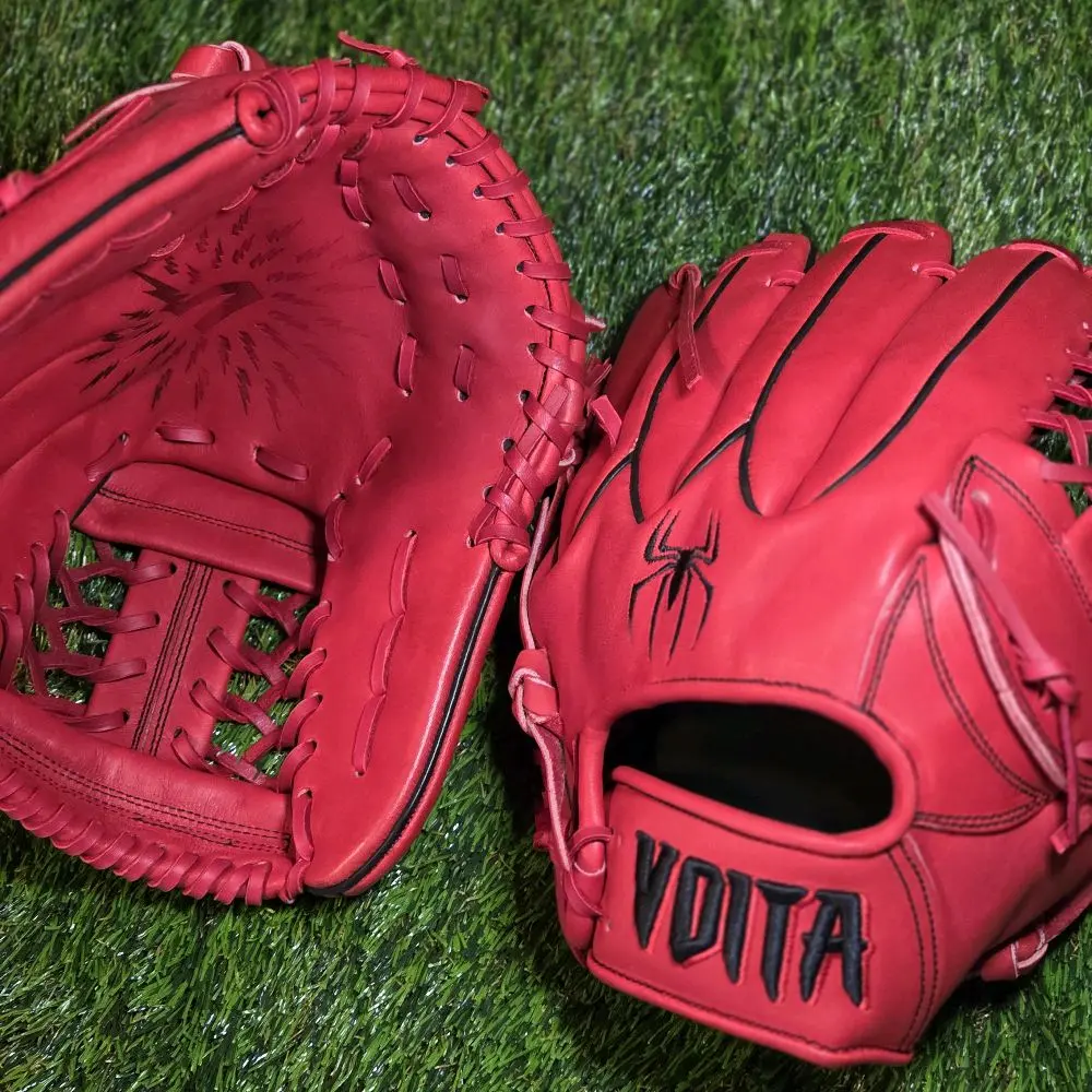 Red Spider Glove