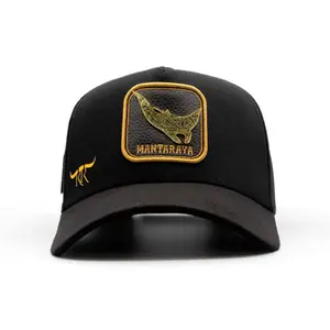 Cap “Mantaraya”, black/gold,”The King Ranch”, with special box.