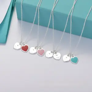 Minimalist Tiny Fine Double Heart Necklace, Enamel & Polished Silver Pendant Chain, Everyday Wear Collarbone Jewelry, Adjustable Length,Versatile Accessory for Work/Date/Casual Outfits, Hypoallergenic & Durable, Perfect for Layering, Timeless Aesthetic