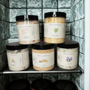 All natural, vegan, cruelty free and cleansing bath salts and soak