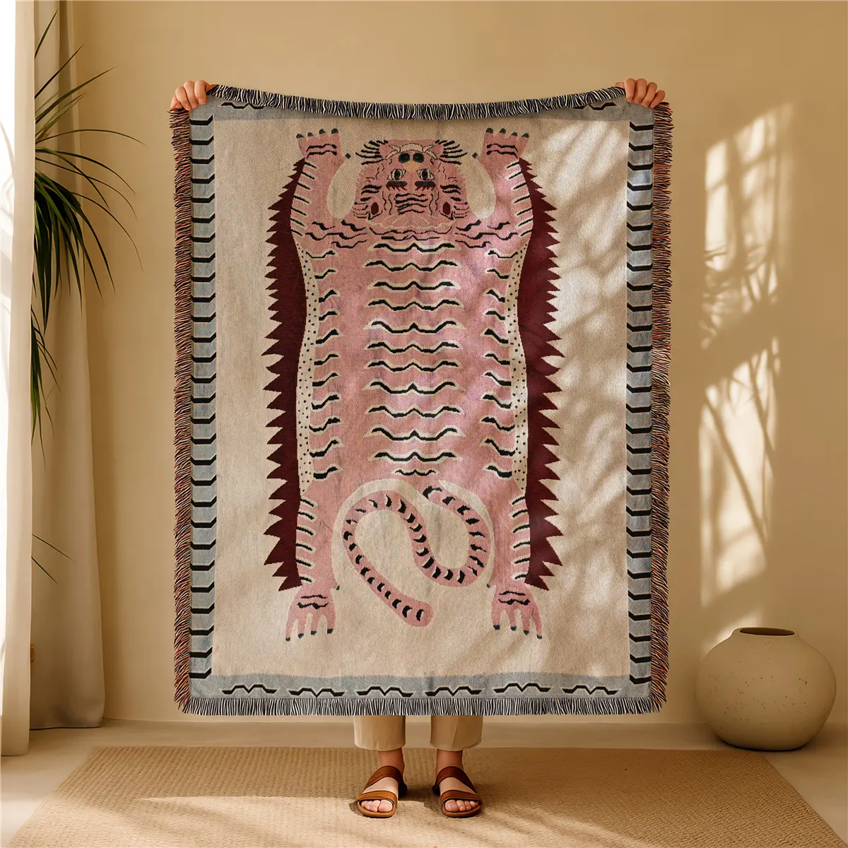 Pink Tiger Pattern Bohemian Yarn Jacquard Woven Blanket with Tassel, Thick Soft Washable Decorative Blanket, Used for Home Decor Sofa Chair Bed Tapestry Tablecloth Floor Garden Picnic Outdoor Camping Throw Blanket
