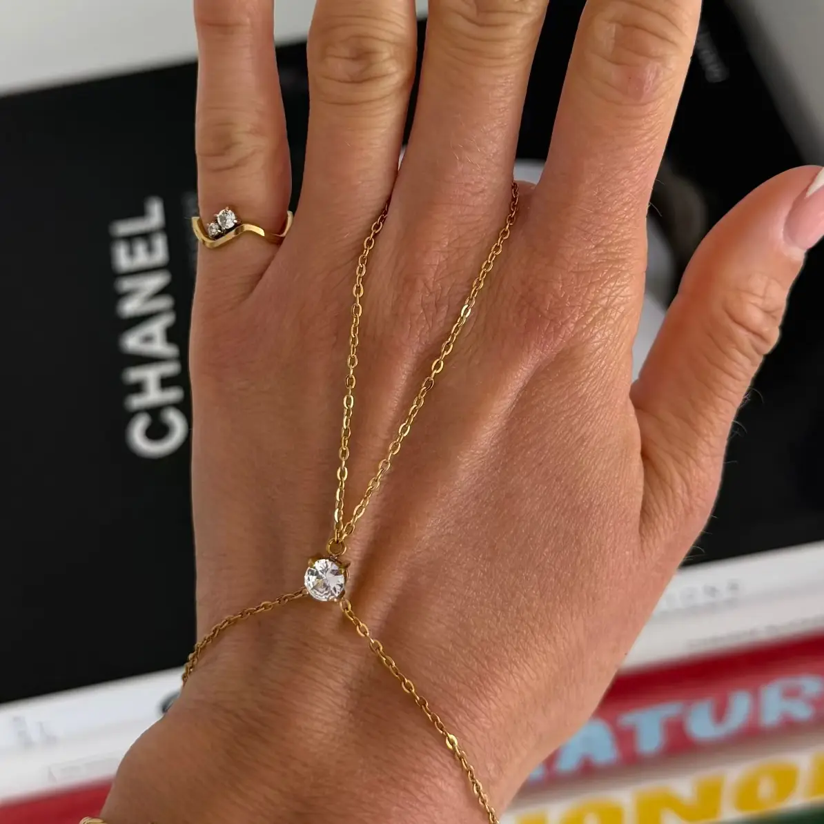 EVRY JEWELS Women's The Slide On Hand Chain Collection