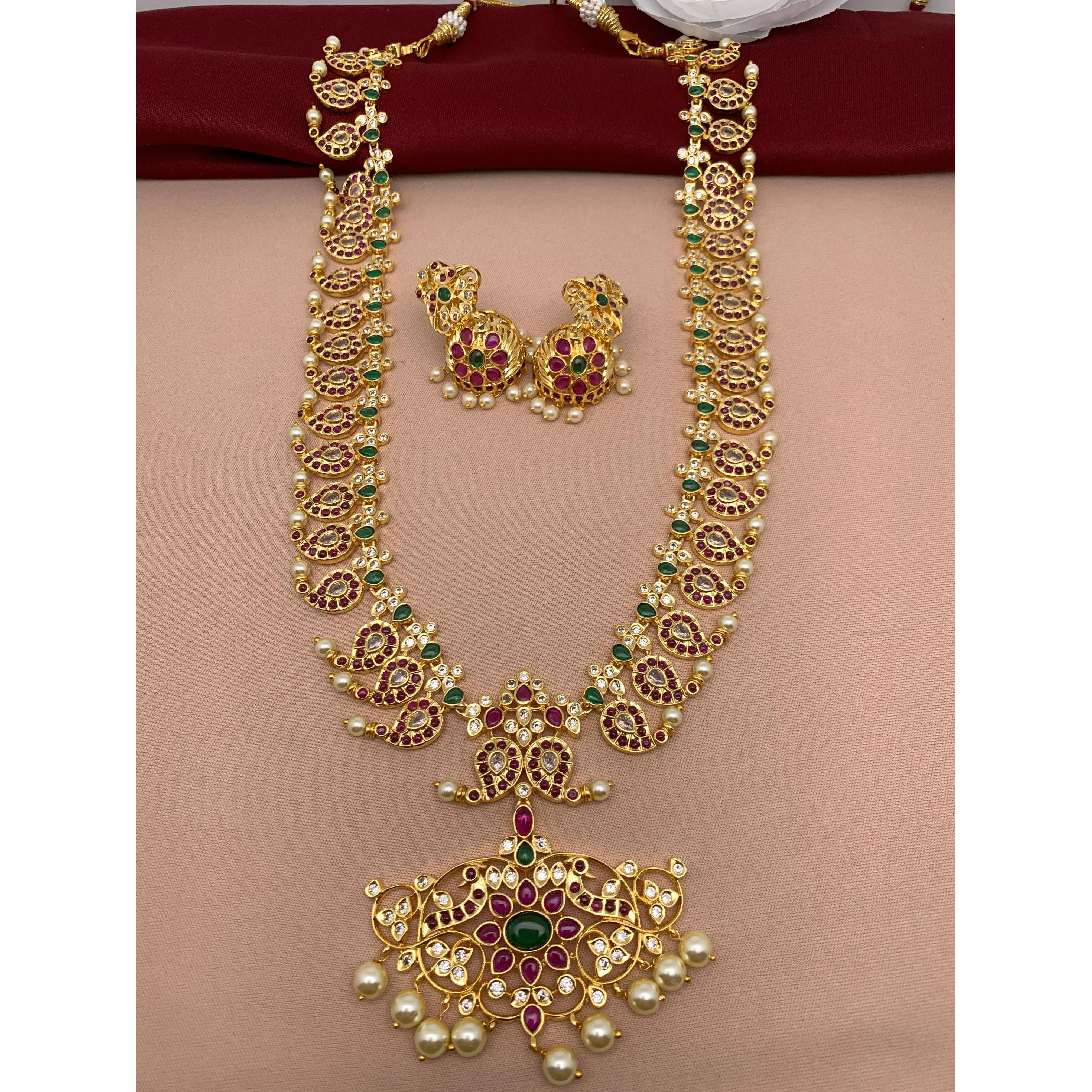 Peacock and Mango Pattern Red Green Kemp Stone Golden Polish Necklace