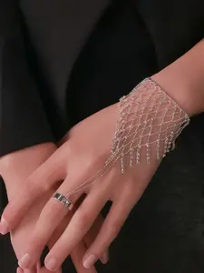 Rhinestone Mesh Hand Chain Bracelet, Dazzling Fringe Finger to Wrist Chain, Glam Easter Prom Jewelry for Women, Trendy Aesthetic Accessory