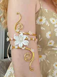 New Creative Design Boho Style Handmade Multi-Layer Flower Bracelet Jewelry, Trendy Summer Accessory,Elegant Fashionable Arm Bangle