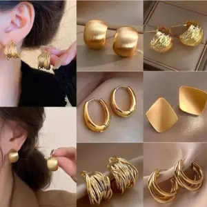 6 Pair Light Luxury High-End Earring Set, Minimalist Vintage Inspired Small Batch Golden Studs, Perfect for Daily Wear, Banquets And Parties for Women