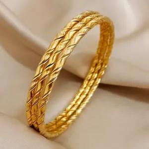 3Pc 18k Gold Plated Bracelets & Bangles for women, medium size, Non Tarnish jewelry, non  tarnish Golden Cuff Bracelet Twisted Chain Bracelet Stackable Bracelet Adjustable Bracelet