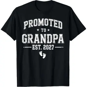 Grandpa Est 2027 First Grandpa 2027 Promoted to Grandpa 2027 T-Shirt