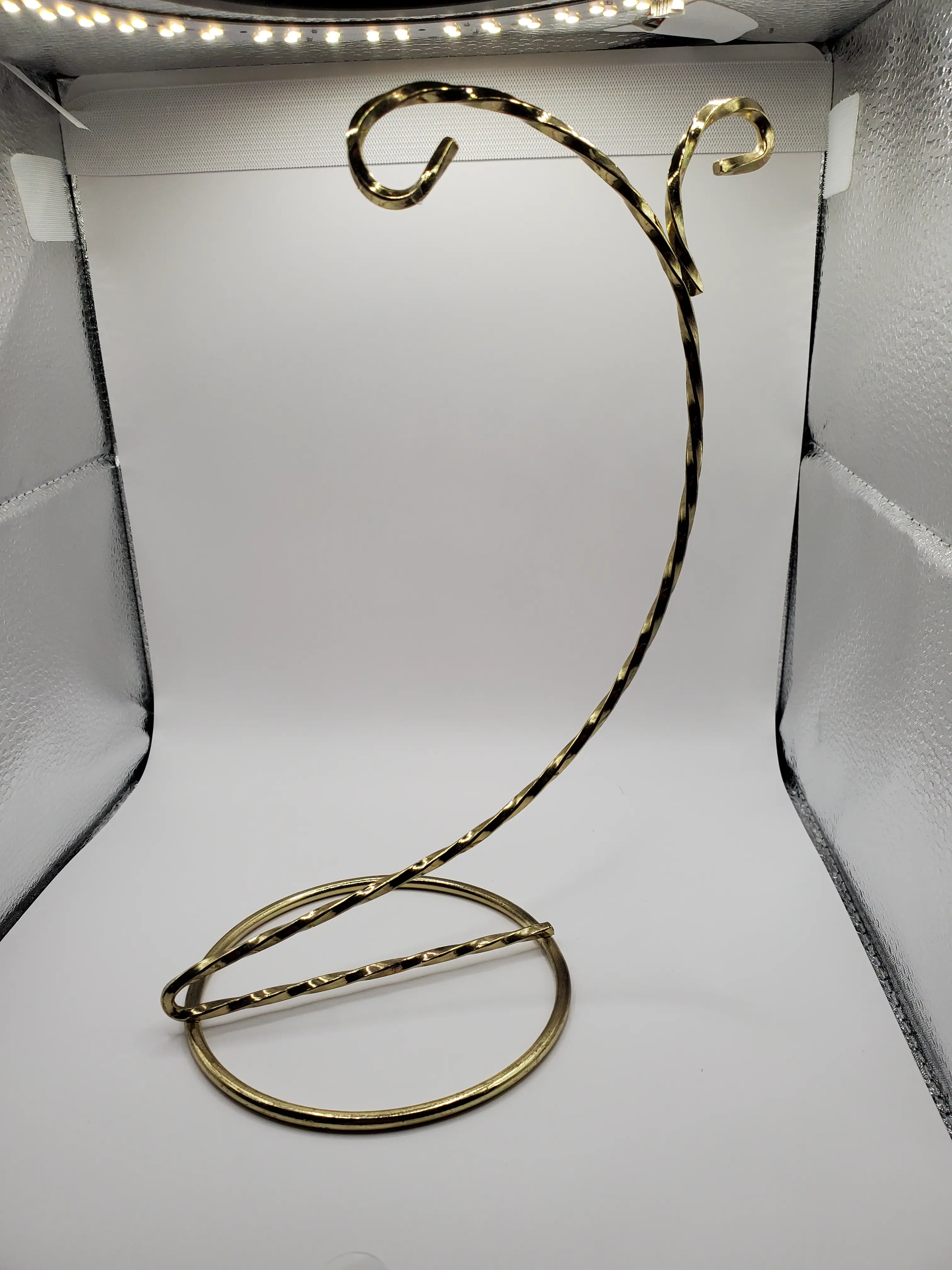 Ornament stand