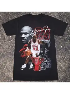 Michael Jordan 'The GOAT' T-Shirt - Iconic Bulls #23 Dunk Photo,  Basketball Aesthetic, Trendy Fan Apparel for NBA Enthusiasts