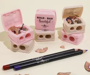 Italia Deluxe Pencil Sharpener - Versatile Design for Various Pencil Types