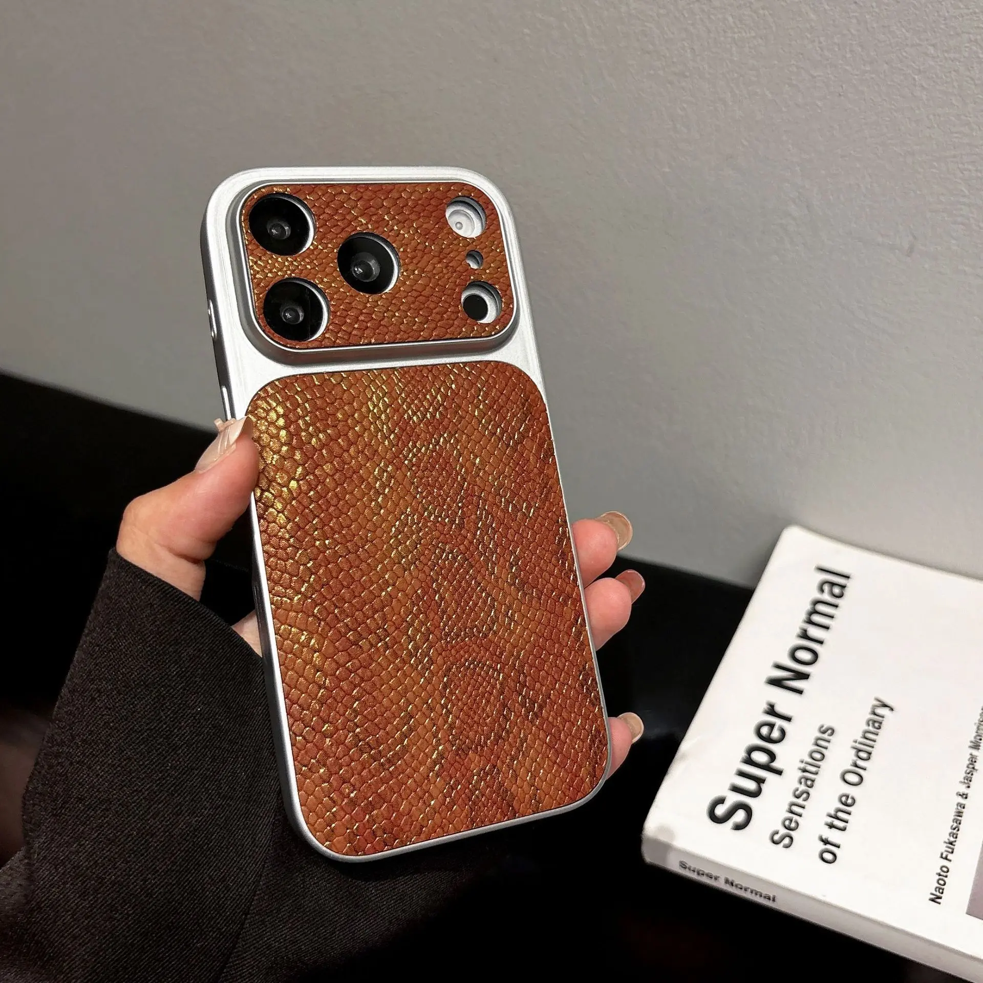 Brown Crocodile Pattern