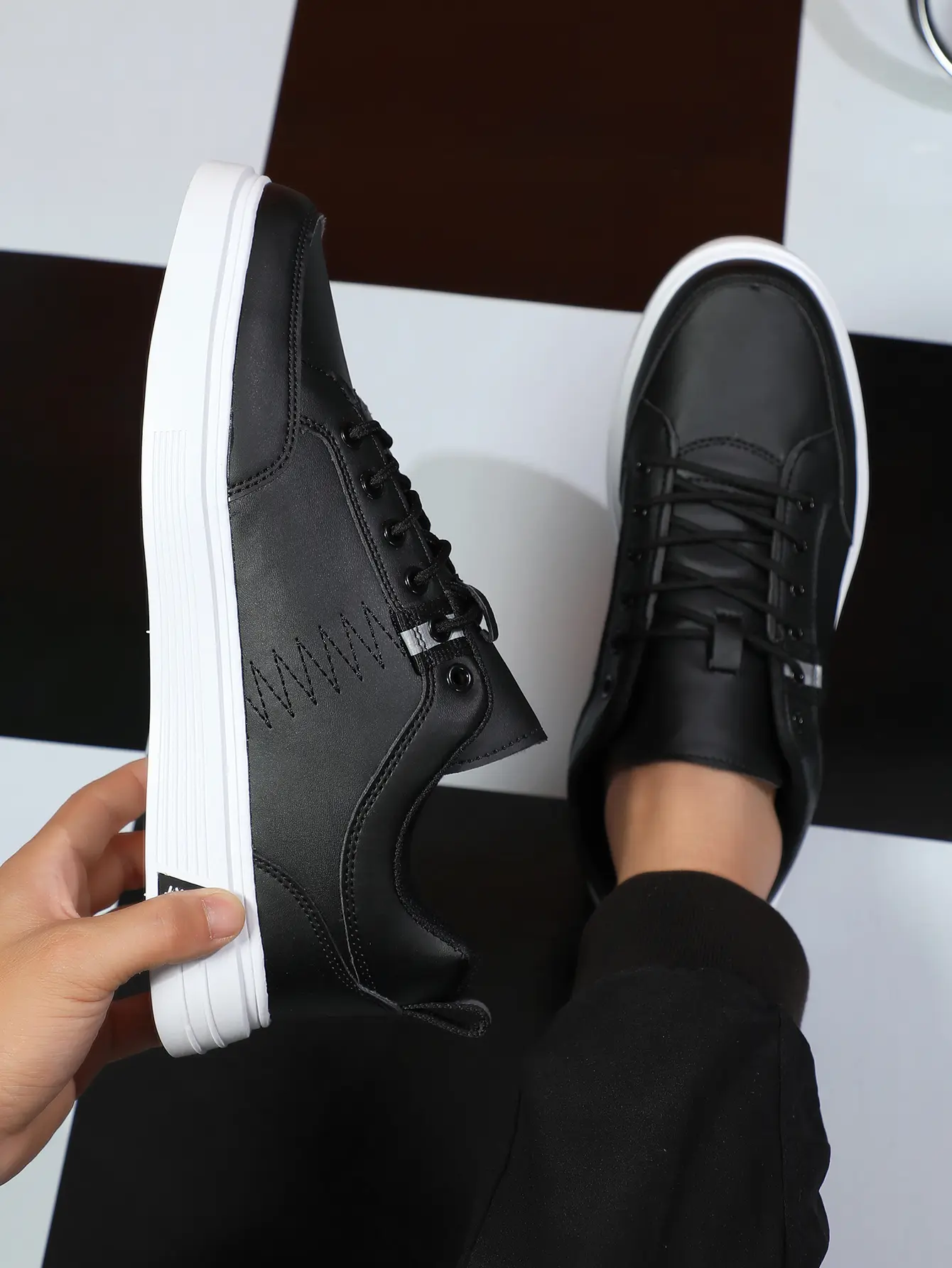 Men's Casual Trainers, Minimalist Faux Leather Lace-Ups with Wave Sole & Contrast Stitching, Stain Resist. for Year-Round Wear, Synthetic, Laces Casual Trainers