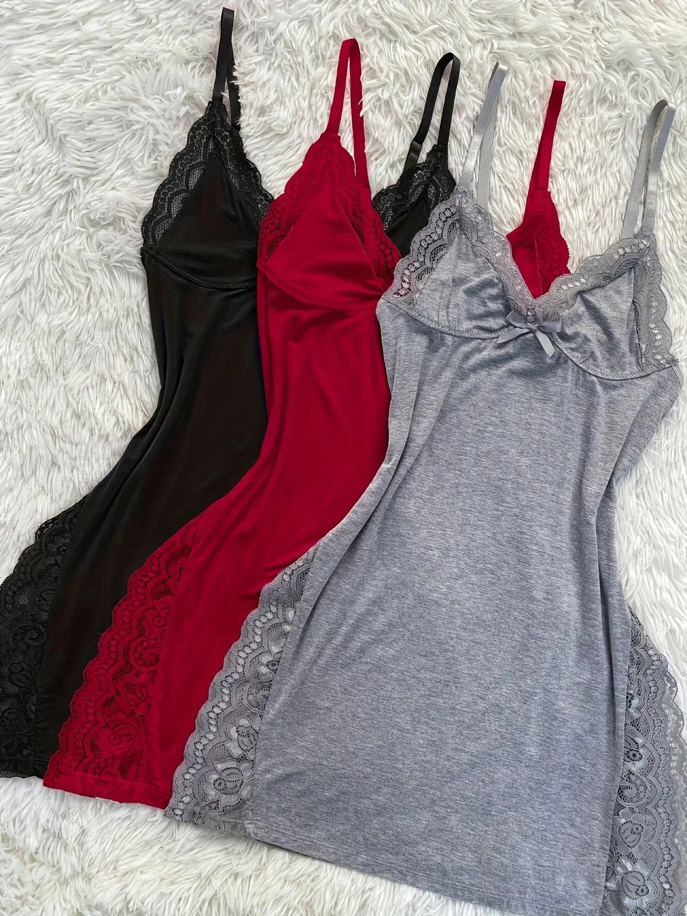 Women's 3-Piece Nightdress Set, Basic Solid Sleeveless Loungewear with Lace Panels and Side Slits, Nightwear, Night Gown, V-Neck, All Seasons, Slim-Fitting, Plunging Neckline Nightdresses, Sparkly Deep-V Nightdresses