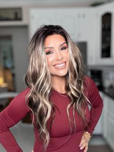 Carkira Gina Brown Highlight Platinum Wig Ombre Dark Root 13x4 Lace Front Wigs Pre Plucked Free Style Long Loose Wave Synthetic Fiber Hair 20Inch for Women