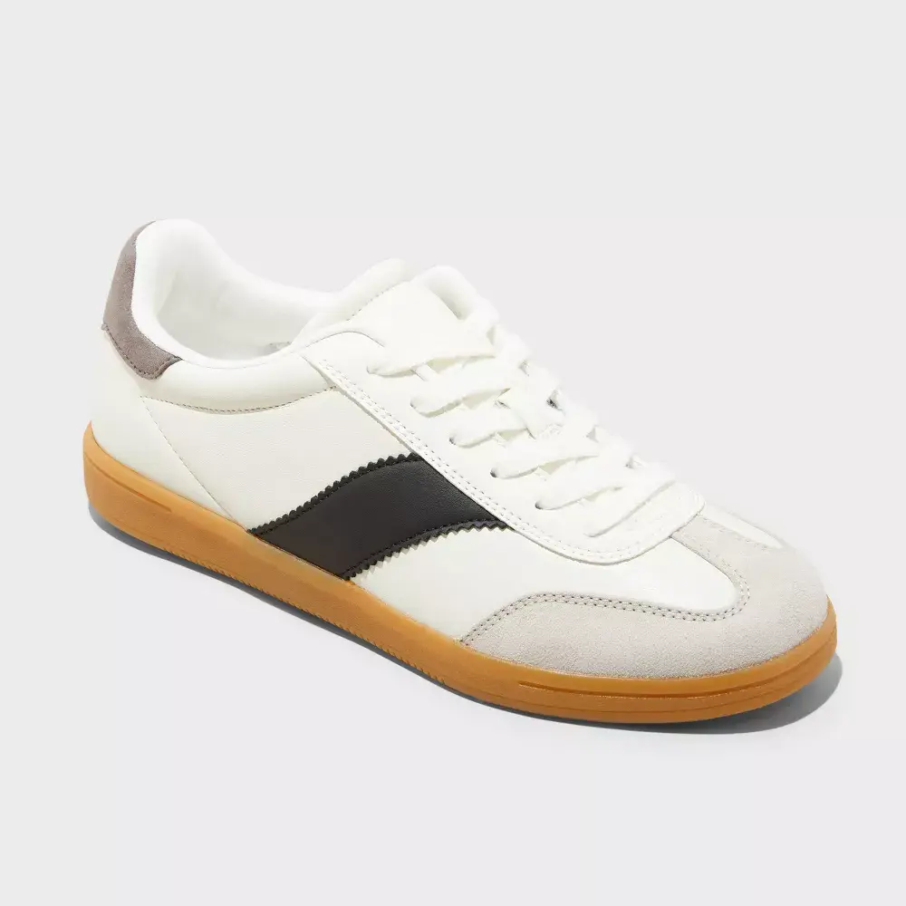 Women's Spencer Fashion Sneakers with Memory Foam Insole - Universal Thread 5 White: Lace Up Low Top Textured Outsole