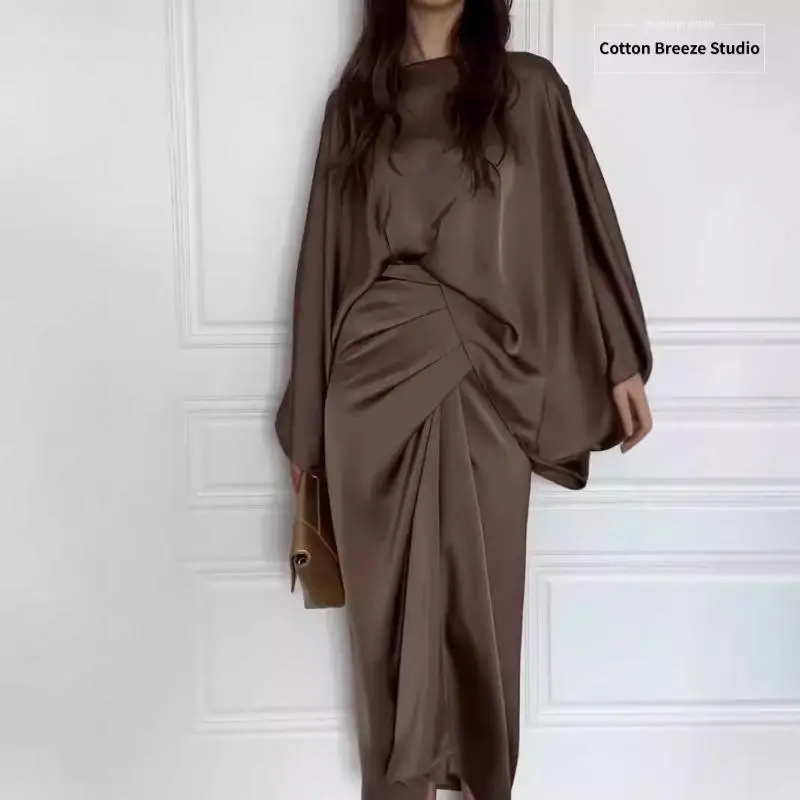 Women's 2026 Spring New Petite Long-Sleeve Casual Dress Coat with Long Skirt, Minimalist Basic Batwing Design, Gentle Casual Wear, Full Length, Splicing Detail
