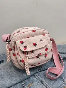 A Minimalist And Stylish Strawberry Print Square Bag With Three-Dimensional Outer Pocket Camera Bag And Long Shoulder Strap Adjustable Crossbody Bag. Suitable For Ladies Casual And Student Use, Trendy & Cute Strawberry Purse