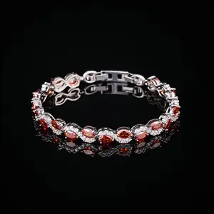 Sparkle Effect Wave Shape Bangle, Casual Everyday Wear Costume Jewelry Bracelet for Perfect Jewelry Stacks