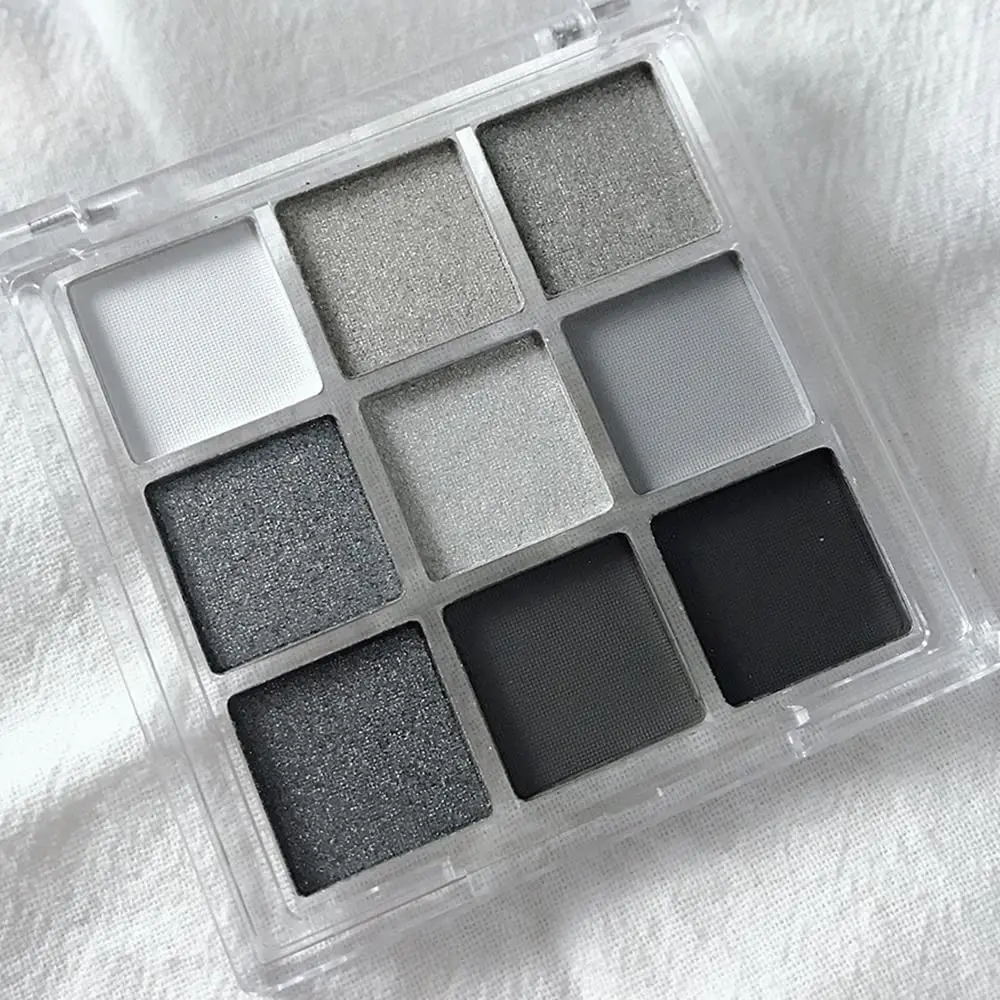 Black Smokey Eyeshadow Palette, Black Silver Gray White Goth Eyeshadow Makeup Palette, Waterproof Cool Toned Matte Glitter Eyeshadow Palette Sombras De Ojos Profesional