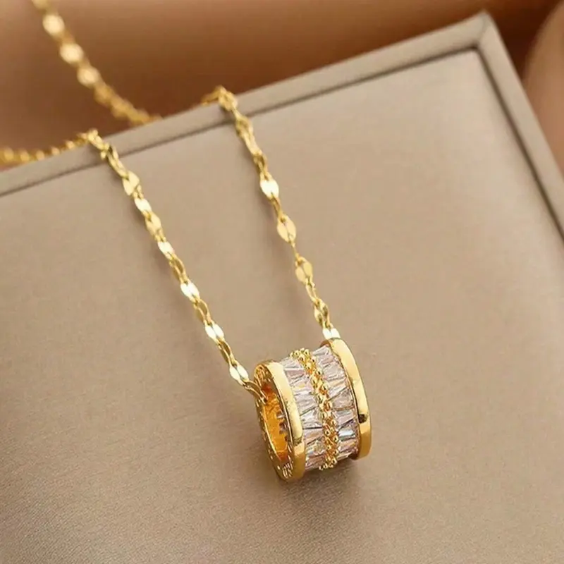 Women's Fashion Chain Gold Necklace, Jewelry Accessory & Derivative