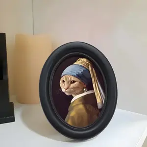 1count Victoria Orange Cat Miss Retro Gothic Wall Art - Handmade Artificial Wood Oval Decorative Signage (6.8x8.7 "), Vintage Renaissance-Inspired Feline Portrait for Bedroom, Kitchen, Living Room, Bathroom - New Year & Year-Round Home Decor