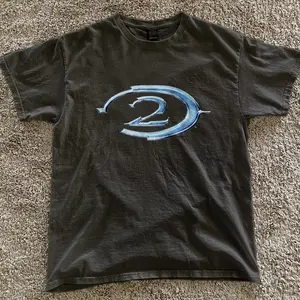 Halo 2 retro black tee blue logo Vintage Gaming Shirt Y2k ad campaign promo- vintage y2k tshirt Menswear Top