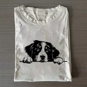 Bernese Mountain Dog Peeking T-shirt, Vintage 90s Aesthetic Berner Puppy Graphic Tee, Unisex Fit Design, Casual Streetwear, Gift for Dog Lovers