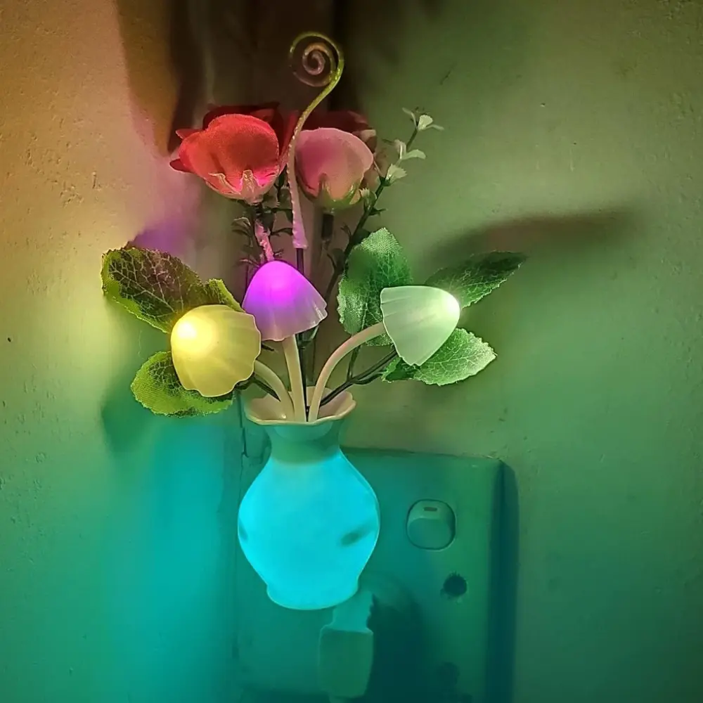 3 Pack Plug In LED Night Light Auto Dusk To Dawn Sensor, Energy Saving Lamp Dream Nightlight Rose Flower Mushroom Night Lights For Adults Bedroom, Bathroom, Living Room, Kitchen, Hallway, US Plug Home Decor Lamp