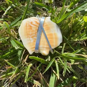 Beige Cream Shell with Wire Wrap