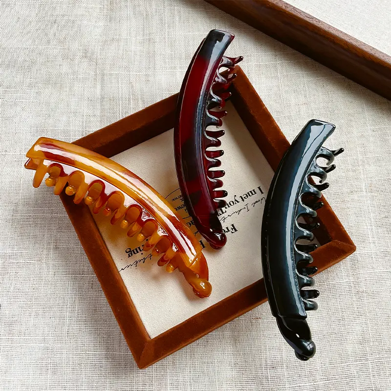 3-Pack Tortoiseshell Banana Clips for Women, Classic Curved French Barrettes with a Comfortable Hold for Thick and Thin Hair, Everyday Hair Accessory, Banana Clip, Gifting