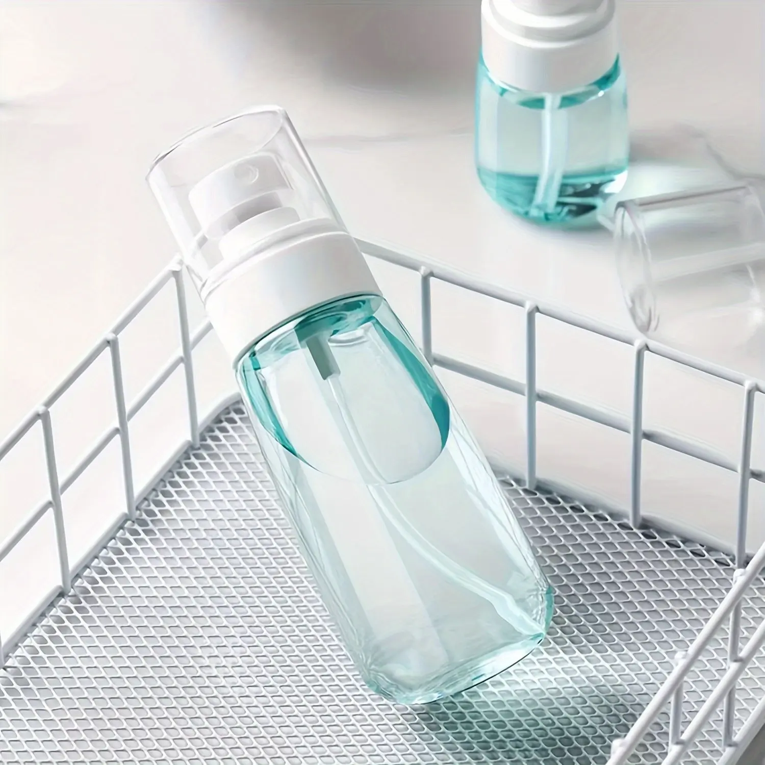 2-Pack 30ML Portable Compact Transparent Clear Spray Bottles, Travel-Friendly, Leak-Proof Nozzle, PVC-Free Plastic, Ideal for Perfume