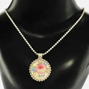 Vintage Homer Laughlin Broken China Round Pendant Floral Beaded Design Necklace