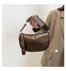 Women's Vintage Crescent-Shaped Saddle Boston Bag, Bohemian-Style Wide Strap Crossbody Bag, Everyday Handbag